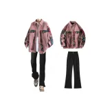 Red Jacket + Black Jeans  
Красная куртка + черные джинсы