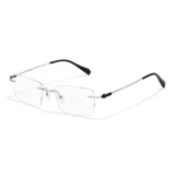 Серебристый