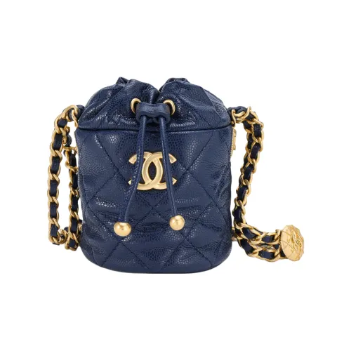 CHANEL 22A Early Autumn С рельефом Тисненый Коровья кожа Ведрообразная Сумка Сумка через плечо Мини Женская Синяя