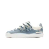 Светло-голубой