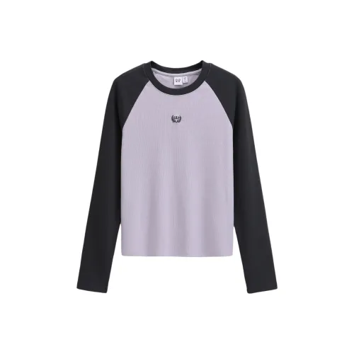 GAP Женские T-рубашки