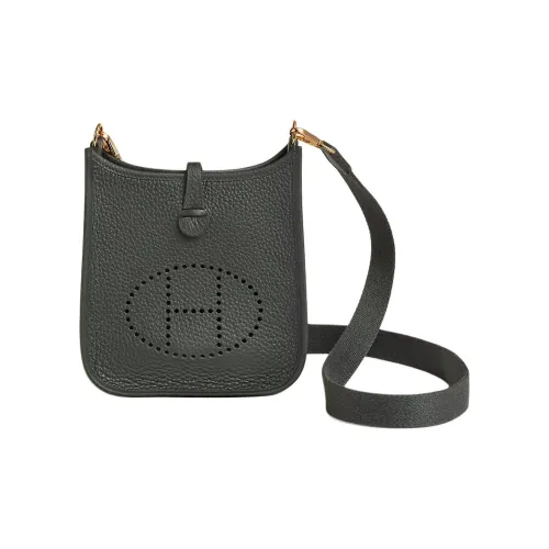 HERMES Evelyne Clemence Телячья кожа Сумка через плечо Женская Mangrove