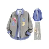 Серое пальто + сине-белая рубашка в клетку + светло-серые парашютные штаны