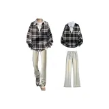 Универсальный черный свитшот + желтые грязные джинсы