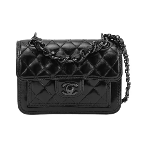 CHANEL Яркий цвет Wrinkle Телячья кожа Сумка с клапаном Сумка через плечо Мини Женская Черная