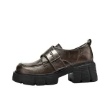 Красно-коричневый