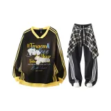 Чёрный и жёлтый, чёрные штаны