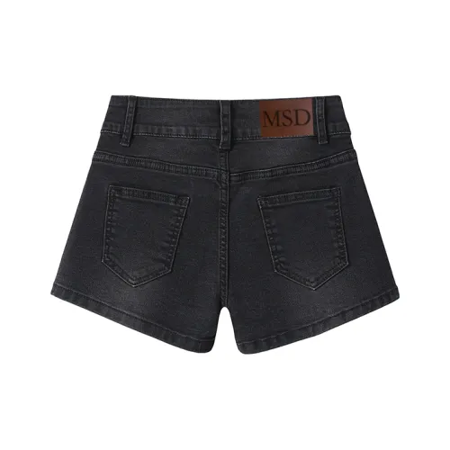 Розовые женские джинсовые шорты