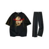 Черная (Красная) футболка + черные джинсы