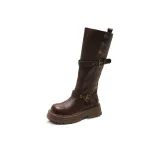 Коричневый