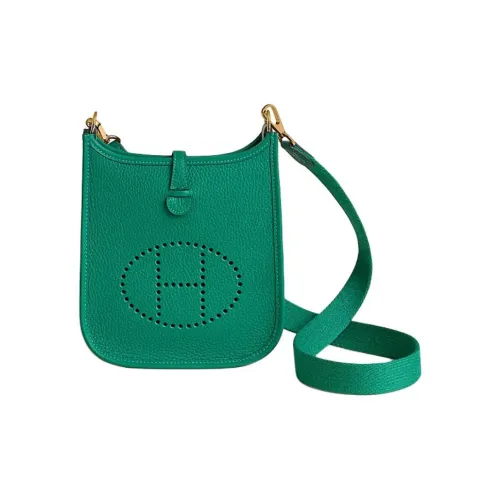 HERMES Evelyne Телячья кожа Сумка через плечо Женская Dazzling Зеленая