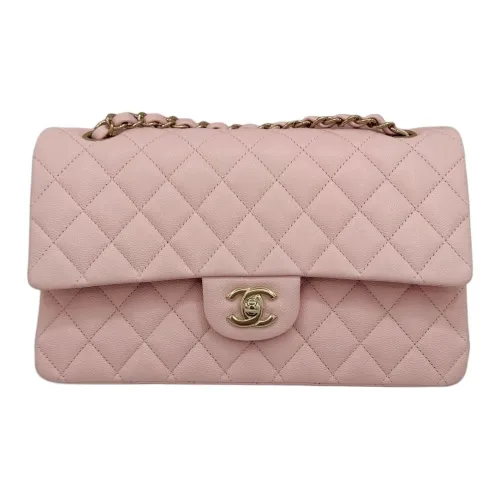 CHANEL Classic Flap CF С рельефом Тисненый Коровья кожа Сумка через плечо Средний Женские Розовый