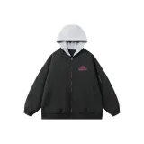 Призрачно черный