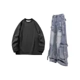 Свитшот железно-серого цвета + синие джинсы