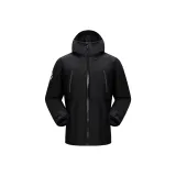 Призрачно черный