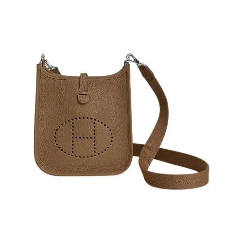 HERMES Evelyne Taurillon Clemence Коровья кожа Сумка через плечо Сумка на плечо Мини Женская Коричневая