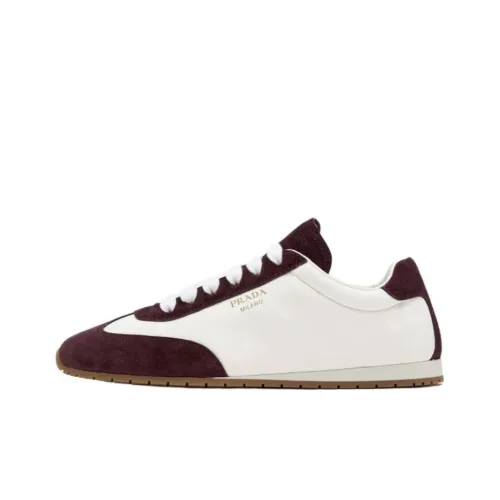 PRADA Низкий топ Повседневная обувь Женская Белая Красная