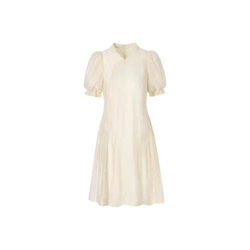 TAMMY TANGS Короткое платье с короткими рукавами женское