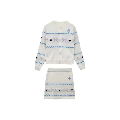 SCCREBEL OFFICIAL Комплект с юбкой Женские