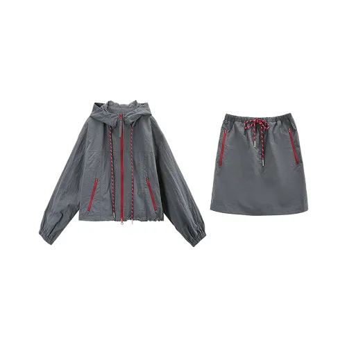 Комплект с юбкой A Paradise For Awakening для женщин