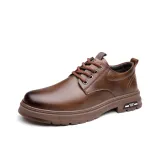 Коричневый