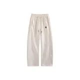 Молочный чайно-белый