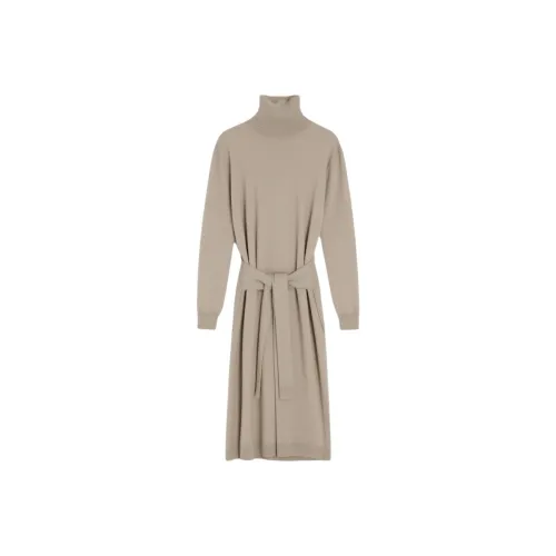 Lemaire Длинное платье с длинными рукавами женское