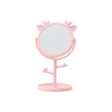 Розовый олень