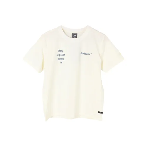 New Balance Айвори Белый Женские T-рубашки