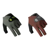 Темно-зеленый + бордовый