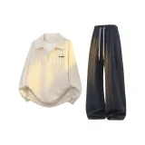 Абрикосовый свитшот + черные штаны