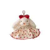 Красное платье с цветочным узором