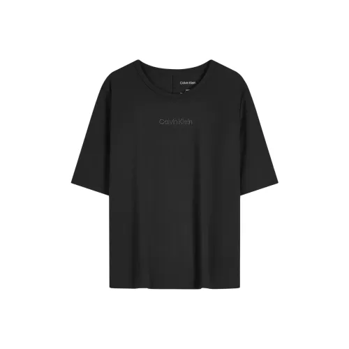 Calvin Klein Женские T-рубашки