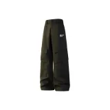 Призрачно черный