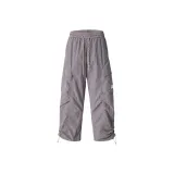 Тускло-розовый