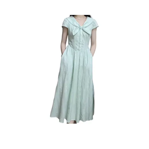 Kiki Clothing Boutique Короткое платье с короткими рукавами женское