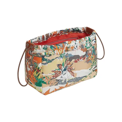 HERMES Fourbi Шелк Клатч Женские Апельсин Цвет серой чайки Олень Цвет