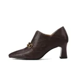 Коричневый