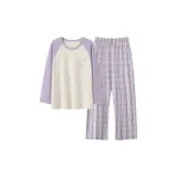 Светло-фиолетовый