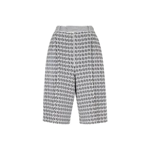 FENDI Повседневные шорты Женские Белые