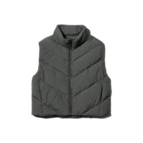 UNIQLO Оливково-зеленый Жилет для женщин