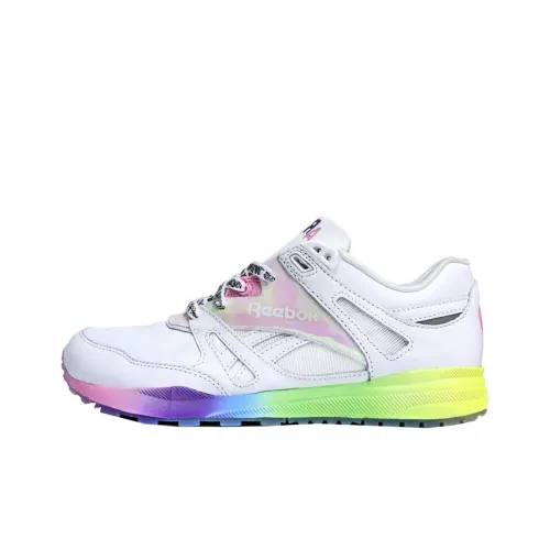 LOCAL HEROES x Reebok Беговые кроссовки Женские Розово-белый