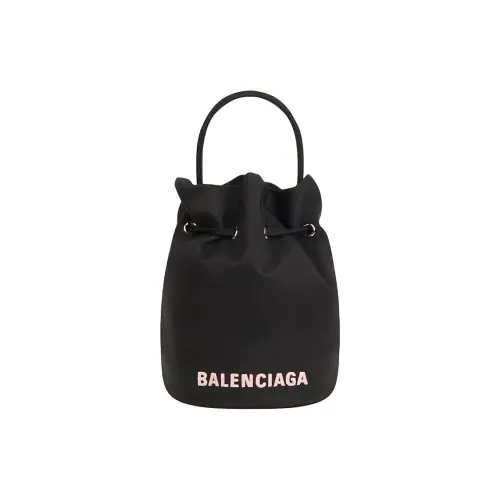 Balenciaga WHEEL Нейлон Ведрообразная Сумка Сумка через плечо Сумка через плечо Маленькая Женская Черная