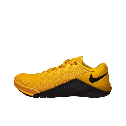 Nike Metcon 5 Тренировочные кроссовки Унисекс Желтые