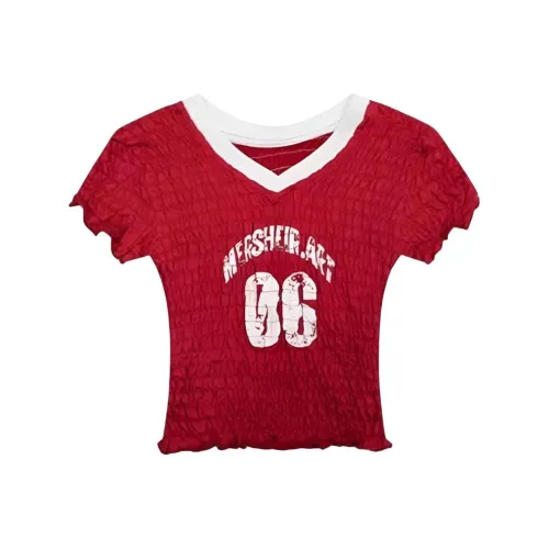 La Chapelle Red Women's T-Shirts Ла Шапель Красные Женские Футболки