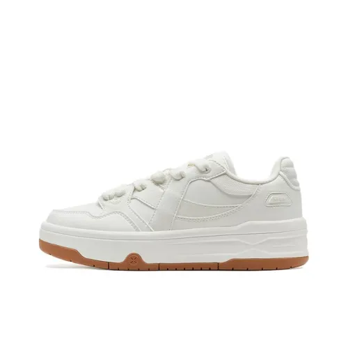 XTEP Амортизация Износостойкие Низкие Кроссовки для Скейтбординга Мужские Парусно-Белые