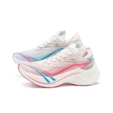 Розово-синий в действии