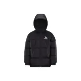 Призрачно черный