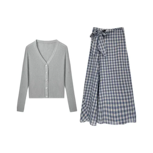 IQC Серый Женские Комплекты с Юбкой