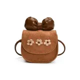 Коричневый